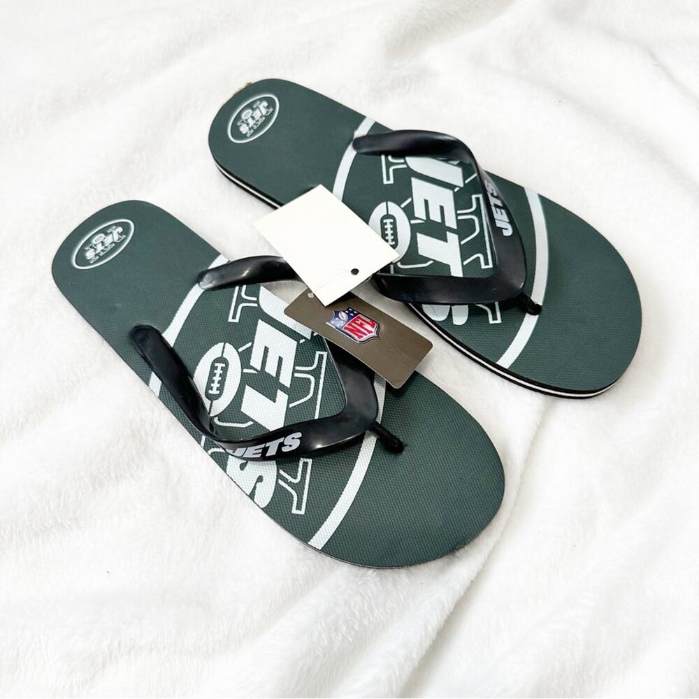NFL New York Jets flip flop sandals size medium size 9 NYJ NWT new